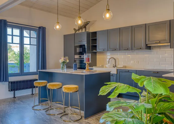 Les Bains De Avec Saint Gilles Croix de vie